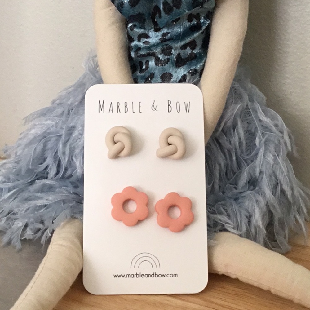 Marble & Bow set of earrings